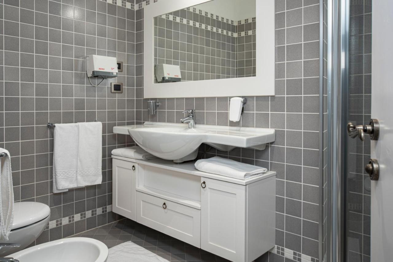 La Canonica Suite Apartments New Location Trento Exterior photo
